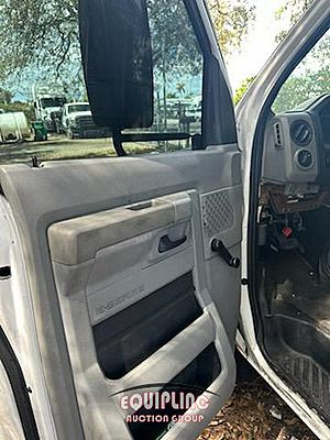 2013 Ford E350 - Shuttle Bus