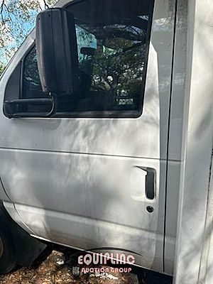 2013 Ford E350