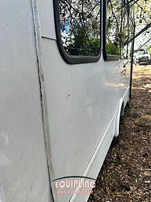 2013 Ford E350