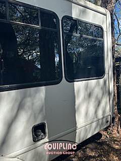 2013 Ford E350