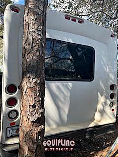 2013 Ford E350