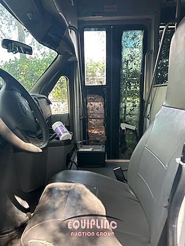 2013 Ford E350