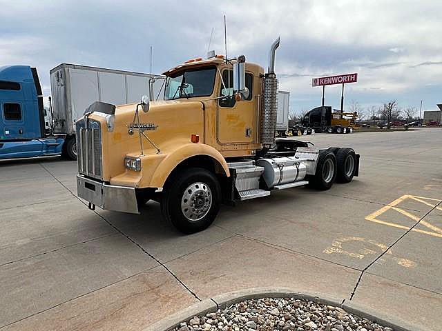 2000 Kenworth T800 (For Sale) | Day Cab | #0567372