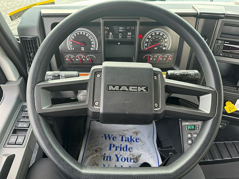 2024 Mack MD742 (For Sale) | Box Truck | # 5731