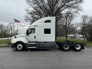 2020 International LT625 - Sleeper Truck