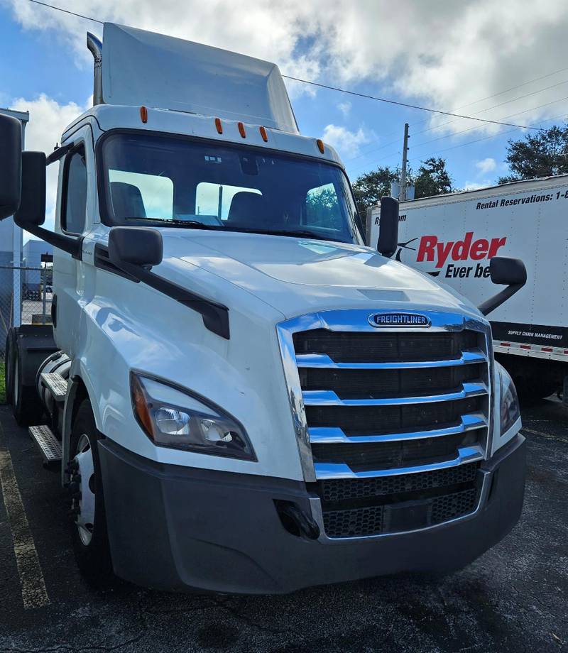 2018 Freightliner NEW CASCADIA PX12664 (For Sale) | Day Cab | #221851