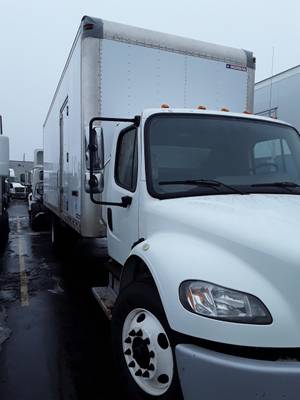 2018 Freightliner M2 106 - Day Cab