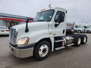 2014 Freightliner COLUMBIA 120 - Day Cab
