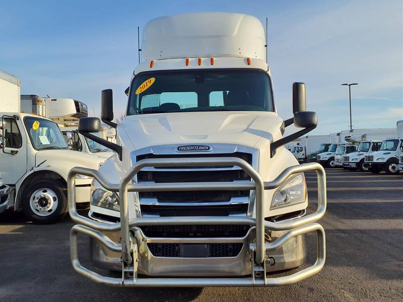 2020 Freightliner NEW CASCADIA 116 (For Sale) | Day Cab | #270237