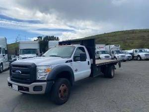 2016 Ford F450 - Day Cab