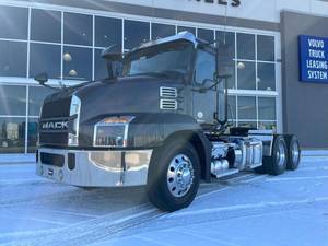 2021 Mack Anthem AN64T - Cab & Chassis