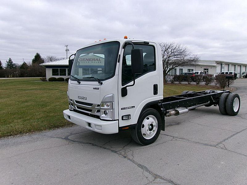2024 Isuzu NPRHD