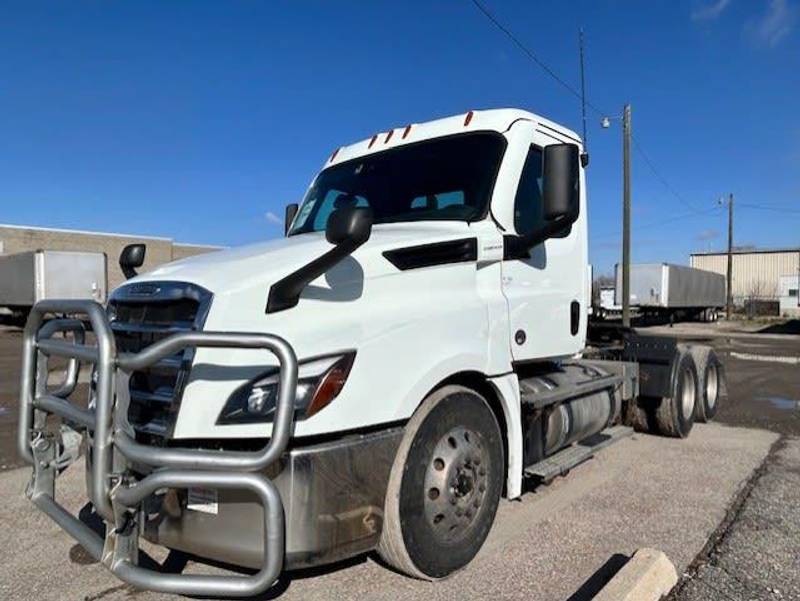 2021 Freightliner NEW CASCADIA PX12664