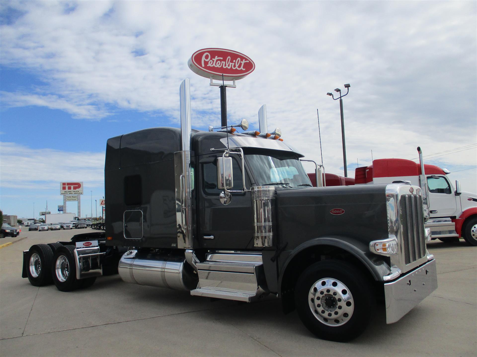 2025 Peterbilt 589 For Sale 80" Sleeper 40A741167