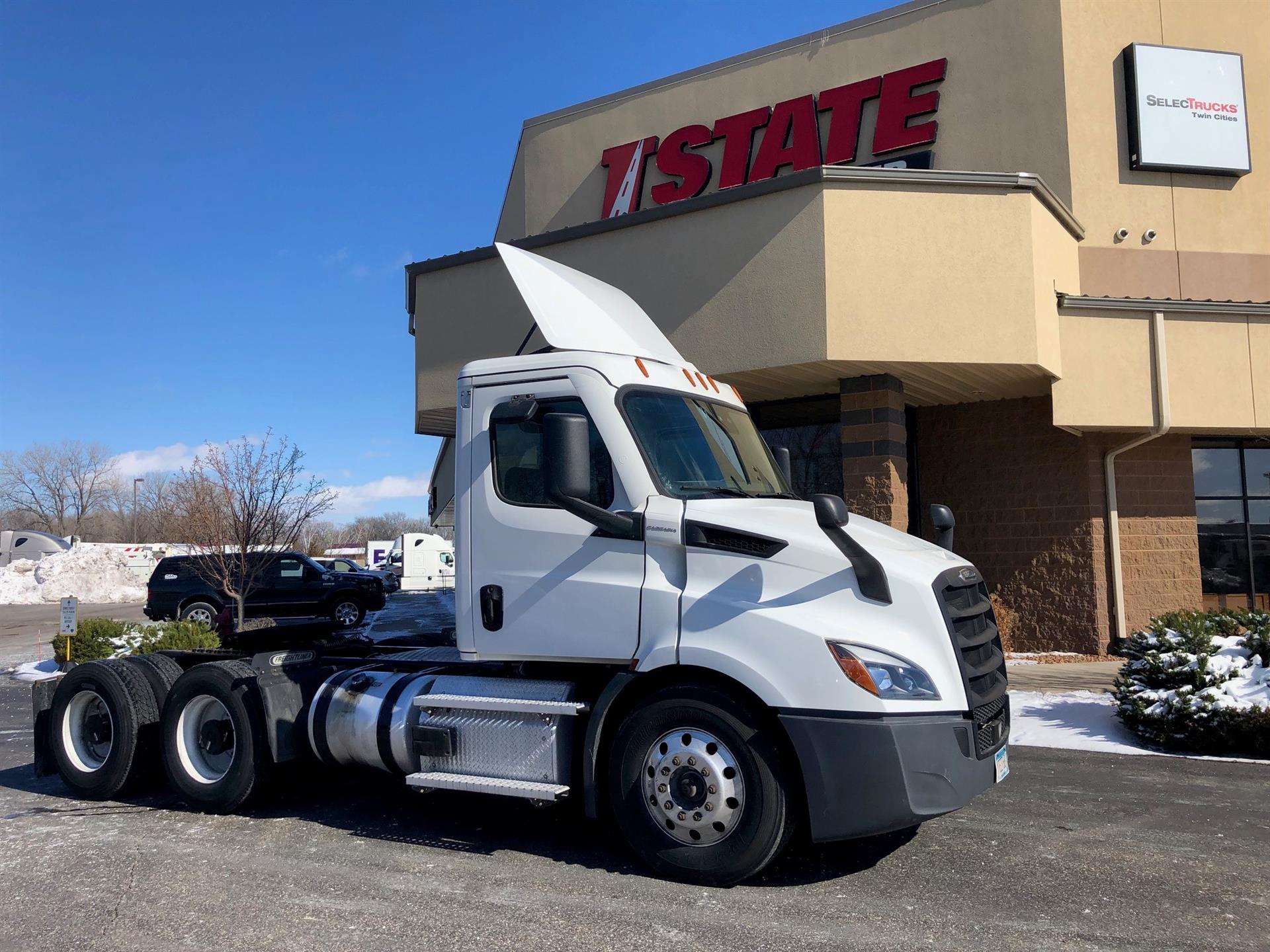 2022 Freightliner Cascadia PE116DC For Sale | Day Cab | #688116