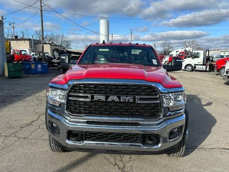 2024 RAM TRUCKS 5500 (For Sale) Day Cab A437C