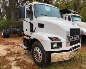 2024 Mack MD7 42R - Cab & Chassis