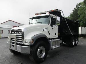 2021 Mack GR64BR - Dump Truck
