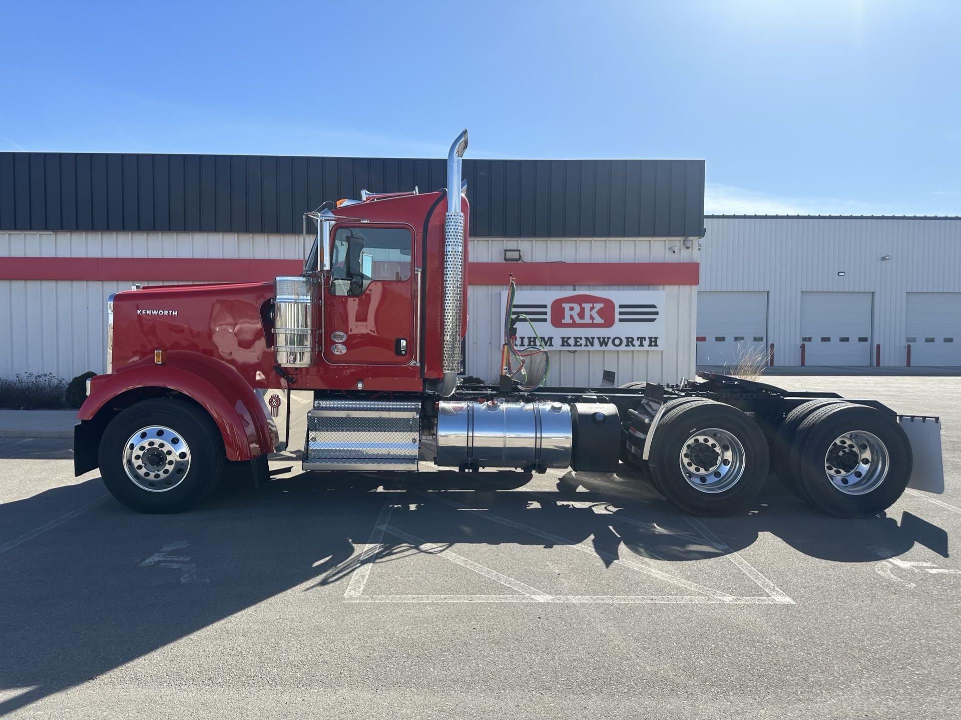 2025 Kenworth W900L For Sale Day Cab SR127993