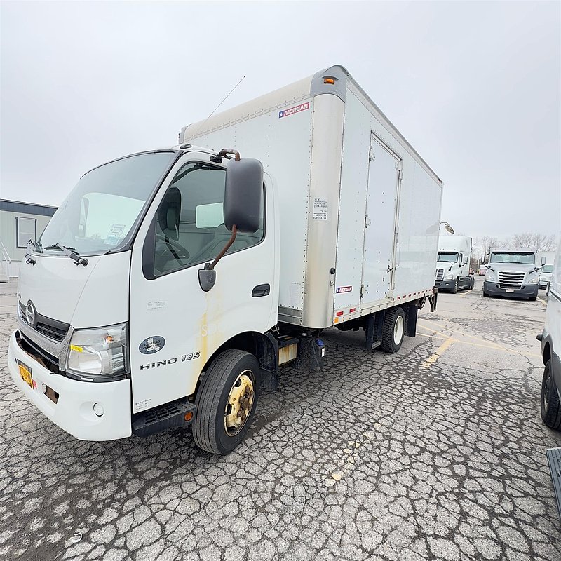 2019 Hino 195