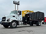 2025 Mack MD742