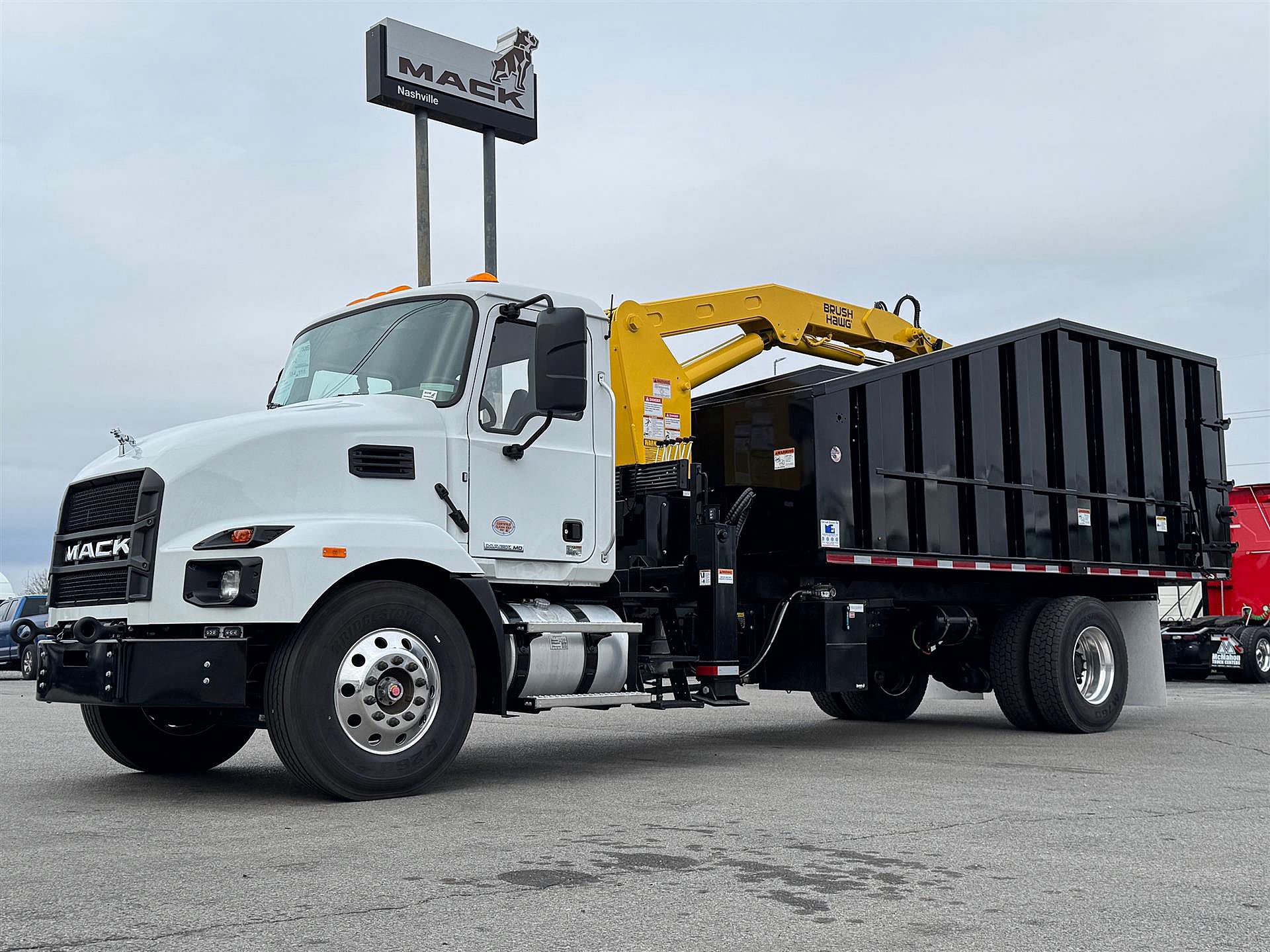 Mackさま専用 Automann 564.62029 Mack Granite CH/CHN612/613 LED Cab Marker