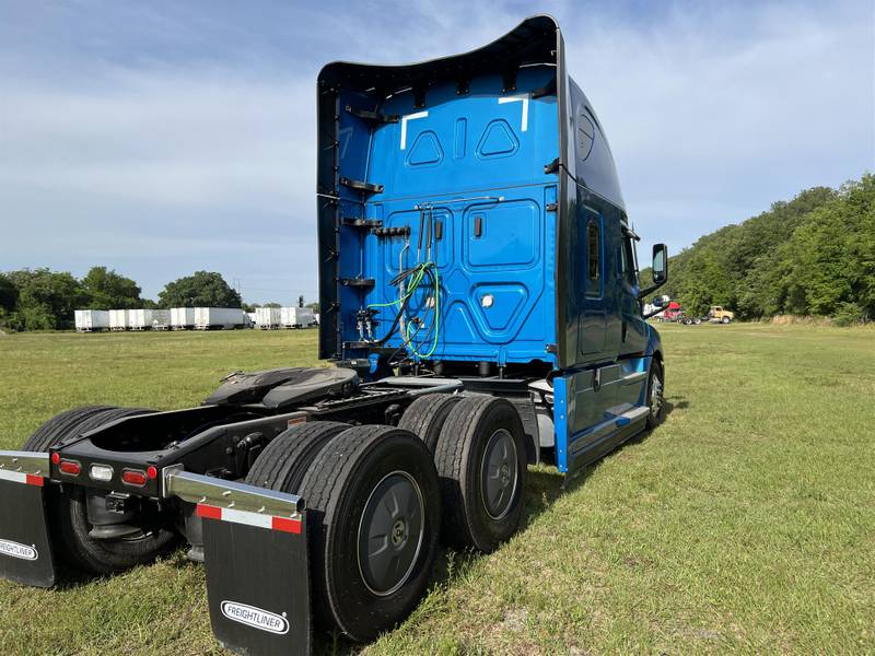 2025 Freightliner Cascadia For Sale 72" Sleeper VP2160