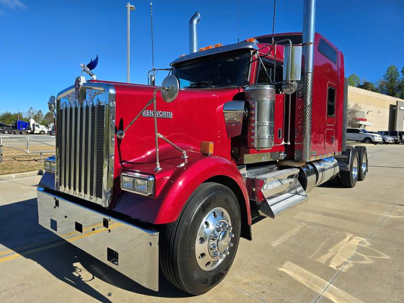 2023 Kenworth W900L (For Sale) | 86