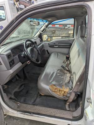 2000 Ford F250 - Day Cab