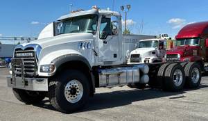 2025 Mack Granite GR64F - Dump Truck