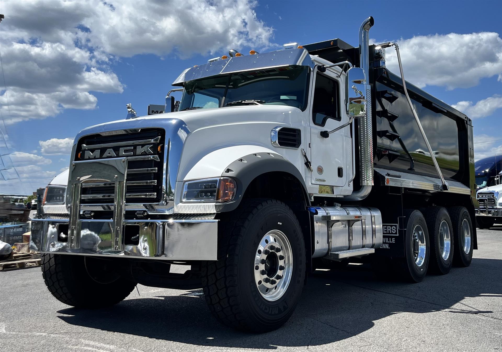 2025 Mack Granite GR64F For Sale | Dump Truck | #M043811