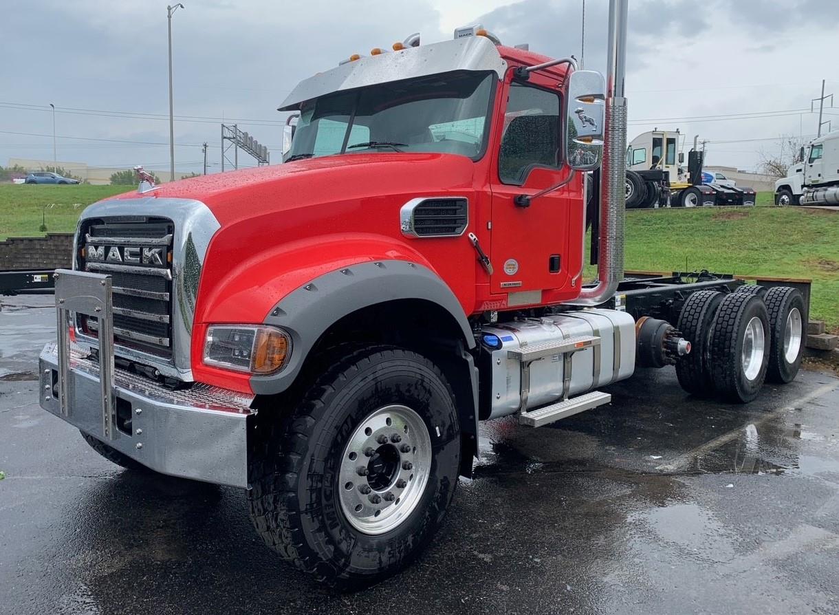 2025 Mack Granite GR64F (For Sale) Dump Truck M045684