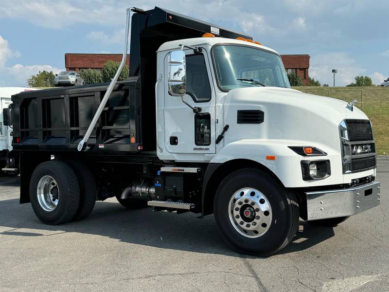 2025 Mack MD642 (For Sale) Box Truck MD016207