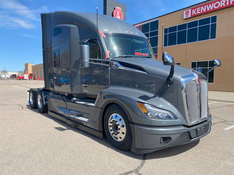 2025 Kenworth T680 (For Sale) | 76