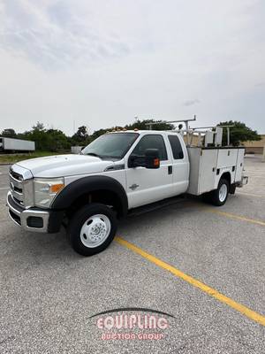 2013 Ford F450 - Service Truck