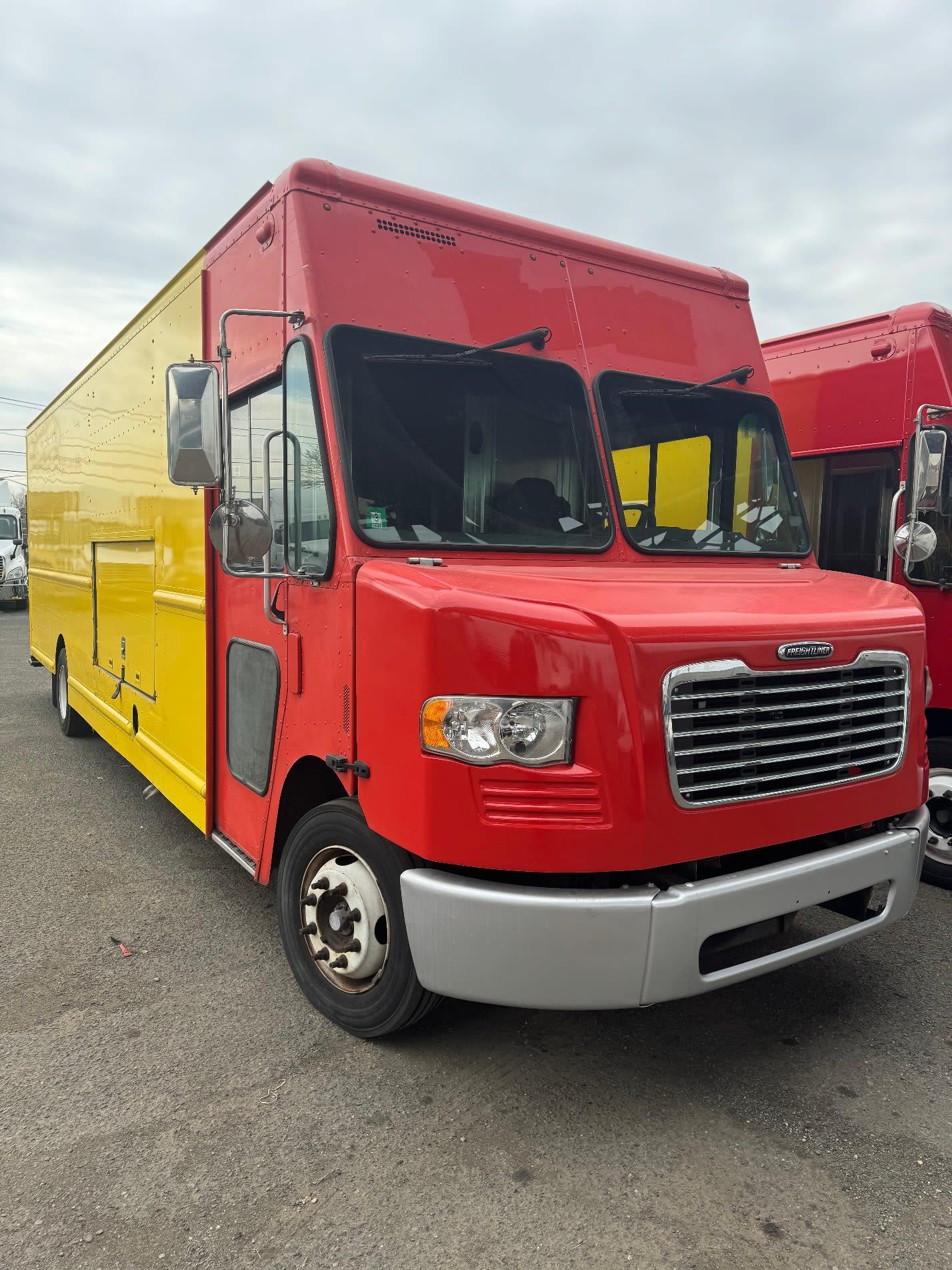 2017 Freightliner MT-55 WALK-IN (For Sale) | Day Cab | #665003