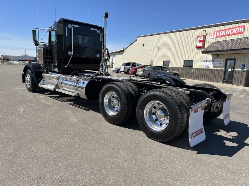 2025 Kenworth W900L For Sale Day Cab SR135686