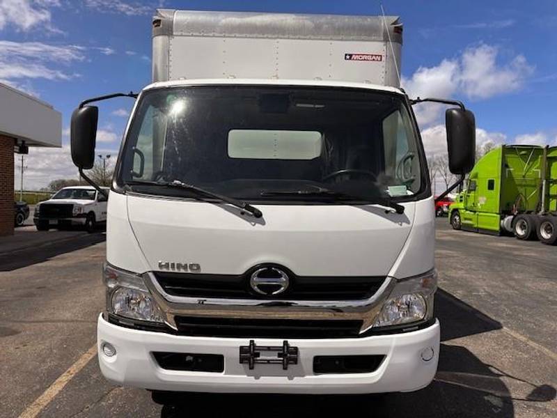 2020 Hino 195 (For Sale) | Daycab Sleeper | #5804