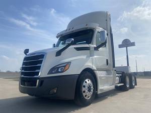2021 Freightliner Cascadia 126 - Day Cab