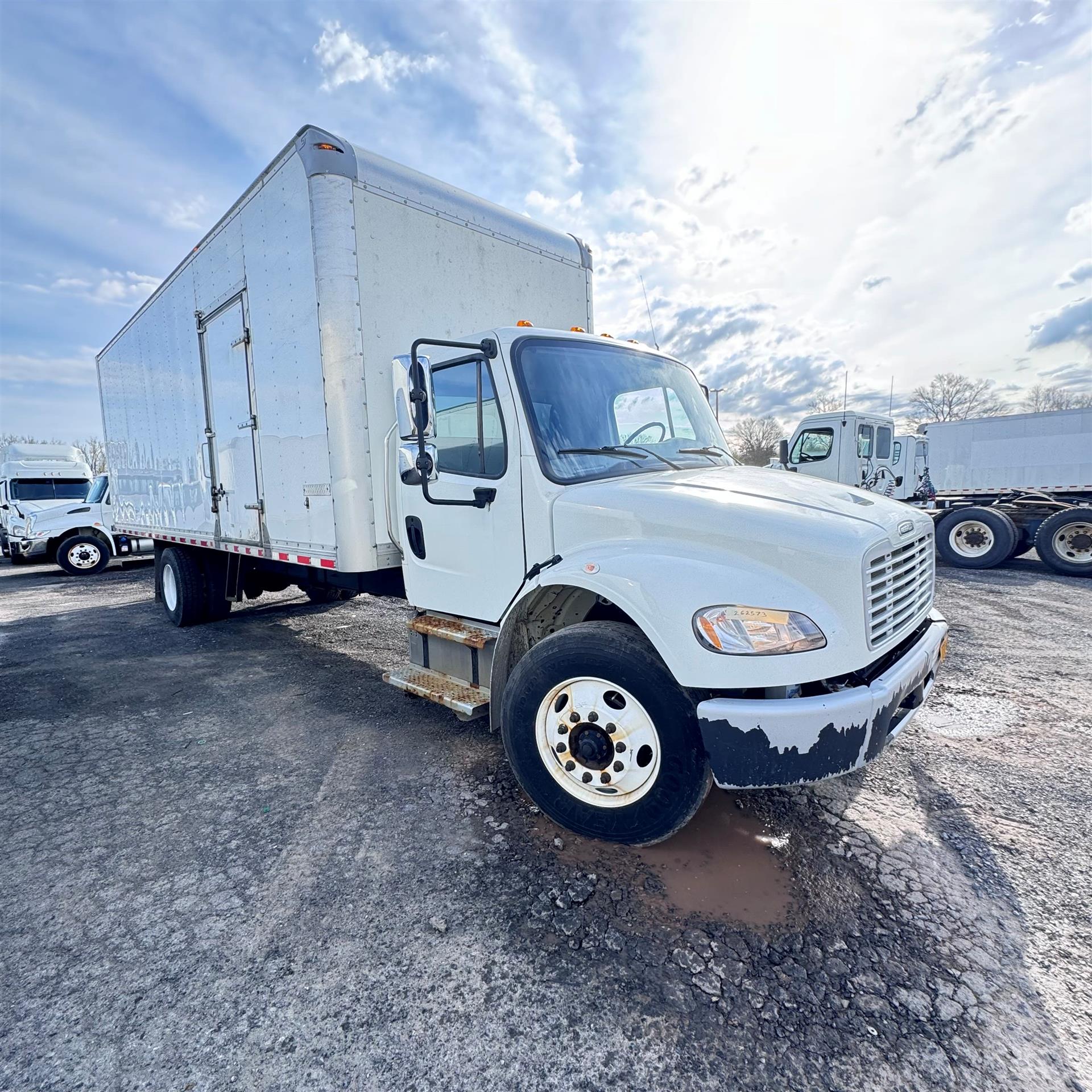 2021 Freightliner M2 106 For Sale | 26' Box | #262573