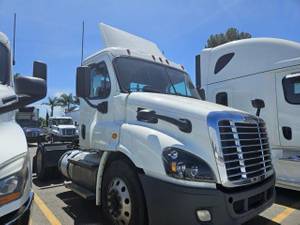2020 Freightliner Cascadia 113 - Day Cab