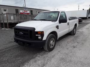 2008 Ford F250 - Day Cab
