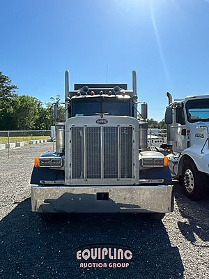 1998 Peterbilt 379 - Sleeper Truck