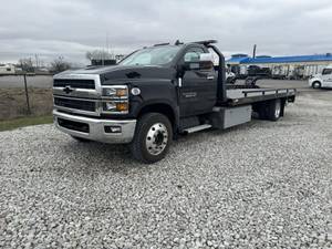 2023 CHEVY 6500 HD - Day Cab