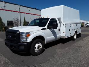 2016 Ford F350 - Day Cab