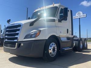2020 Freightliner Cascadia 126 - Day Cab