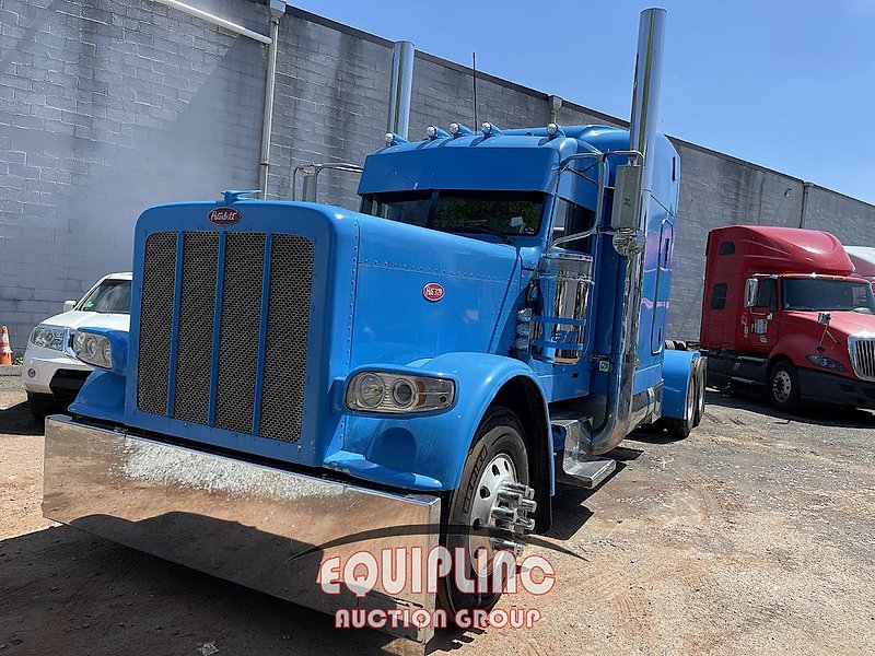 2009 Peterbilt 389