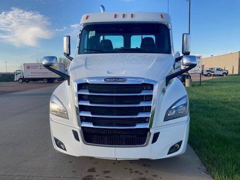 2025 Freightliner New Cascadia (For Sale) Cab & Chassis 800607