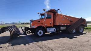 2013 Peterbilt 348 - Plow Truck