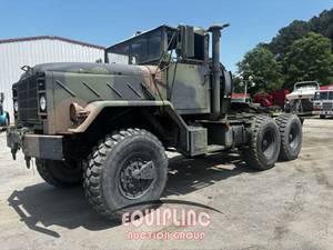 1975 ARMY TRUCK - Day Cab